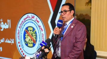 انتخاب عبدالفتاح إبراهيم رئيساً لنقابة عمال صناعة النسيج