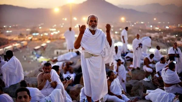 دعاء يوم عرفة: 8 كلمات تحمل سرًا مذهلًا لتحقيق الزواج والرزق