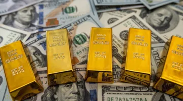 انخفاض أسعار الذهب عالميًا في ظل تصاعد ردود الأفعال التجارية على الرسوم الجمركية التي فرضها ترامب