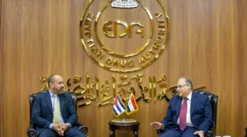 رئيس هيئة الأدوية يلتقي سفير كوبا لاستكشاف فرص التعاون في مجال التصنيع الدوائي