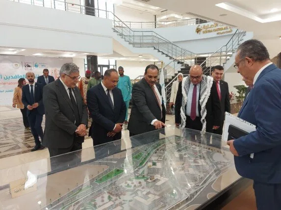 جامعة بنها الأهلية تستضيف مؤتمر «وصال الأول للطلاب الدوليين».. مصر تفتح آفاق المعرفة والثقافة جامعة بنها الأهلية تستضيف مؤتمر «وصال الأول للطلاب الدوليين».. مصر تفتح آفاق المعرفة والثقافة