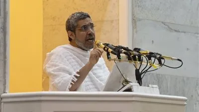 خطيب يوم عرفة: الورع أساس الدين وسبيل الفلاح في الحياة والآخرة خطيب يوم عرفة: الورع أساس الدين وسبيل الفلاح في الحياة والآخرة