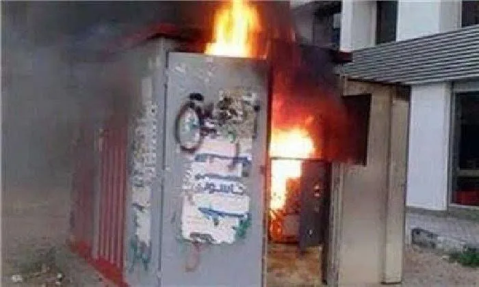 إصابة ثلاث نساء في حريق بمحول كهربائي في وسط الإسكندرية إصابة ثلاث نساء في حريق بمحول كهربائي في وسط الإسكندرية