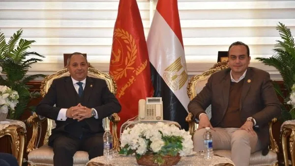 رئيس هيئة الرعاية الصحية ومحافظ بورسعيد يناقشان طرق تحسين الخدمات الصحية رئيس هيئة الرعاية الصحية ومحافظ بورسعيد يناقشان طرق تحسين الخدمات الصحية