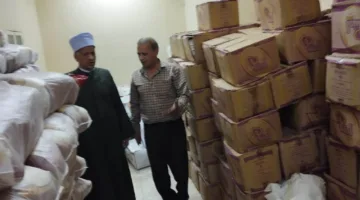الأوقاف تقدم 2000 حقيبة مواد غذائية لمحافظة أسوان