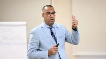 لماذا ترى FIFA أن الموسم الرياضي يقتصر على البطولتين المحلية: الدوري والكأس؟