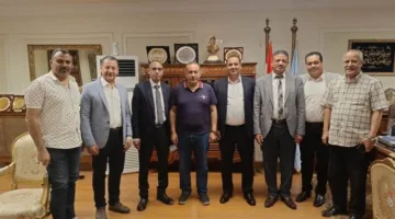 محافظ أسيوط يستقبل وفد حزب “المصريين الأحرار” لتقديم التهاني بمناسبة عيد الأضحى المبارك