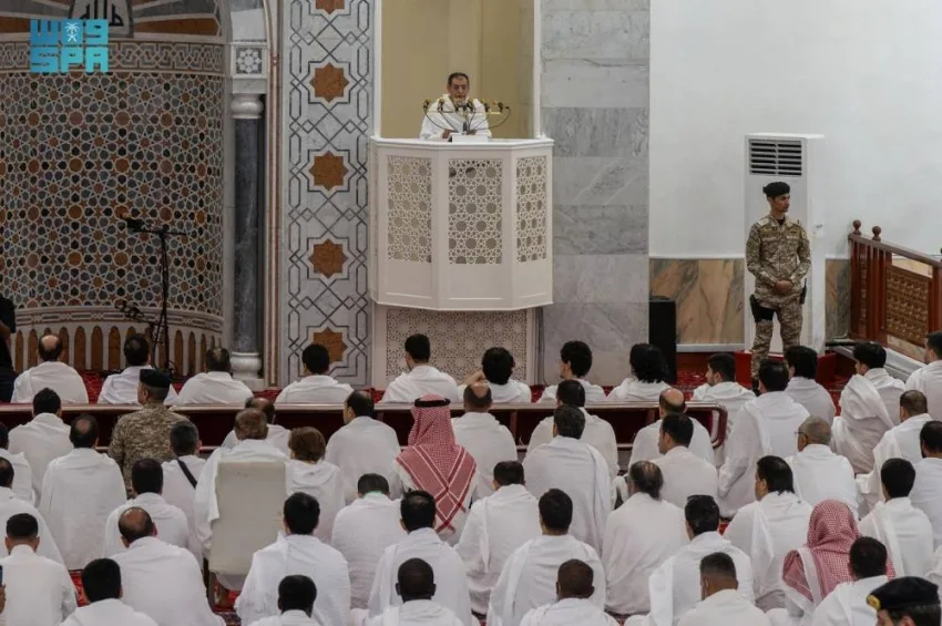 الشيخ بن حميد في خطبة عرفة: يوم عرفة فرصة روحية عظيمة تعكس معاني التوحيد والتقوى وتقبل فيه الدعوات.