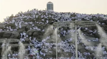 لماذا يُعرف يوم عرفة بهذا الاسم؟.. 5 معلومات يشاركها الدكتور عمرو الورداني