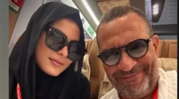 ماجد المصري يذهب لأداء فريضة الحج مع زوجته