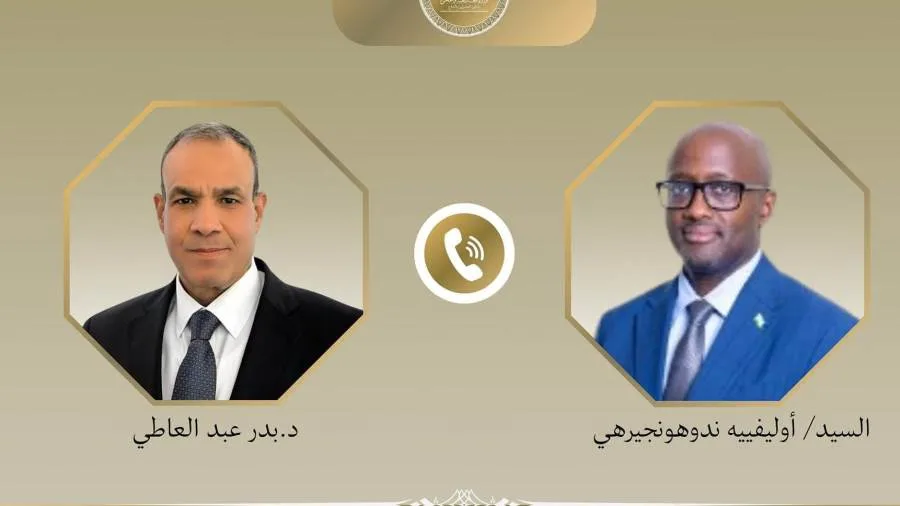 مكالمة هاتفية بين وزير الخارجية والهجرة ونظيره الرواندي