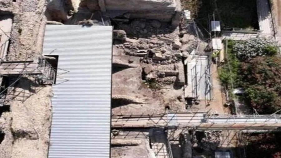 زلزال في جنوب إيطاليا يؤدي إلى انهيار جزئي في موقع بومبي الأثري