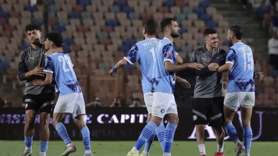 بيراميدز يتفوّق على الزمالك بهدف سجله قطة في الشوط الأول بيراميدز يتفوّق على الزمالك بهدف سجله قطة في الشوط الأول