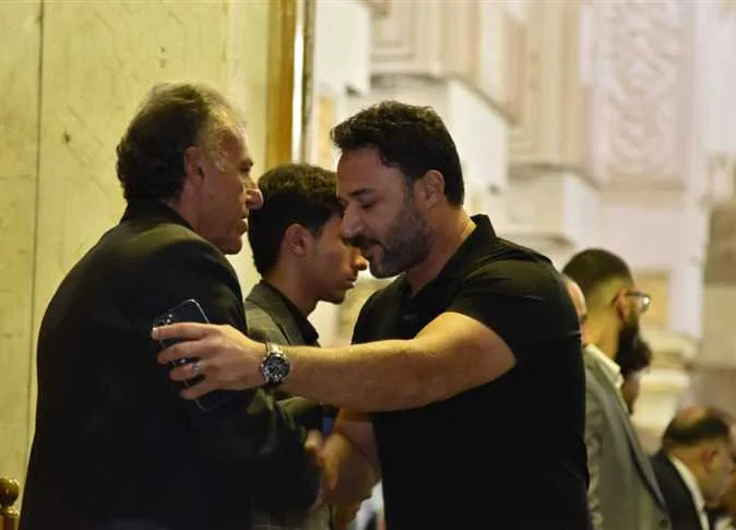 من بينهم فيفي عبده وهنيدي.. فنانون ومثقفون يعبرون عن تعازيهم في وفاة الفنانة سميحة أيوب (صور) من بينهم فيفي عبده وهنيدي.. فنانون ومثقفون يعبرون عن تعازيهم في وفاة الفنانة سميحة أيوب (صور)