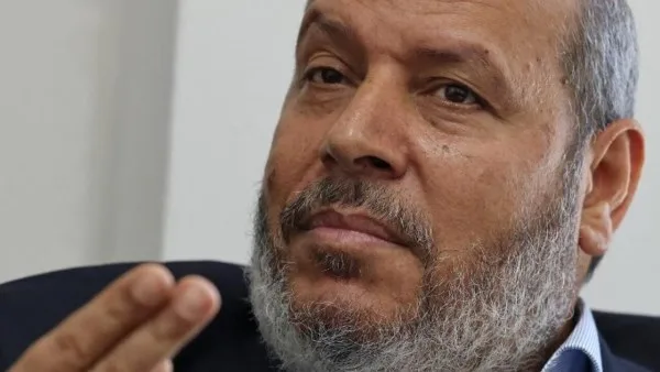 الحية: لم نرفض الاقتراح الأمريكي ونحن منفتحون على مفاوضات جديدة بشرط الانسحاب. الحية: لم نرفض الاقتراح الأمريكي ونحن منفتحون على مفاوضات جديدة بشرط الانسحاب.