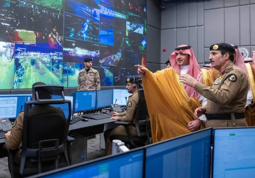 وزير الداخلية: النجاح بتحقيق نتائج إيجابية خلال موسم الحج وزير الداخلية: النجاح بتحقيق نتائج إيجابية خلال موسم الحج