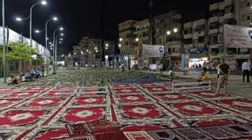بسجاد جديد، ساحة دمياط تُهيئ نفسها لاستقبال المصلين في عيد الأضحى.