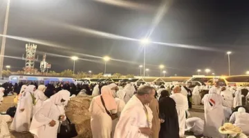 وصول حجاج بعثة القرعة إلى مخيمات منى وإقامتهم بنجاح