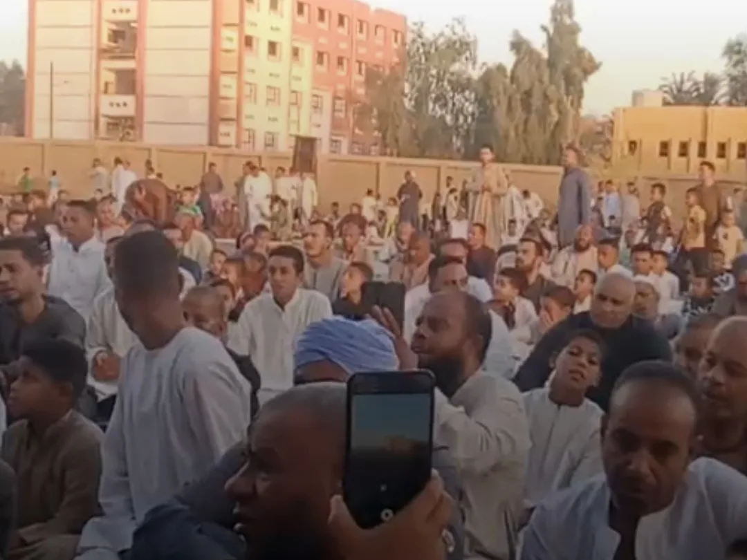أهالي قنا يحتفلون بعيد الأضحى في 3064 مسجدًا و100 موقع مفتوح.