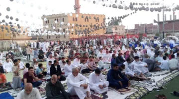 آلاف المصلين يحتفلون بعيد الأضحى في مساجد وساحات كفر الشيخ