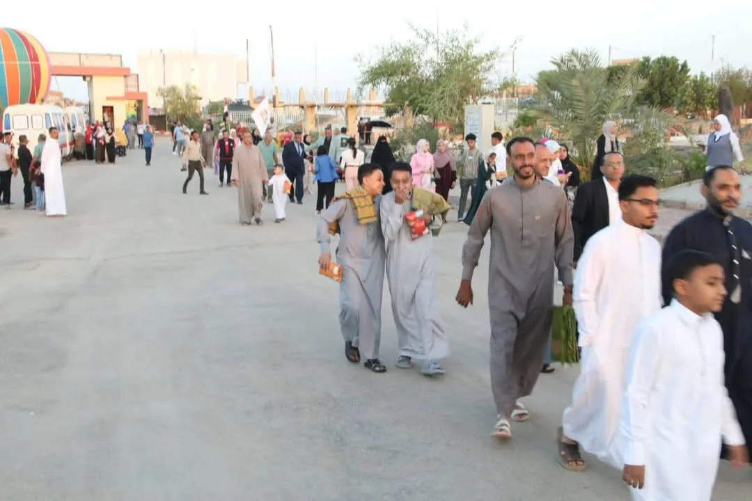 فرحة العيد تسيطر على ساحة حديقة 30 يونيو في الوادي الجديد فرحة العيد تسيطر على ساحة حديقة 30 يونيو في الوادي الجديد