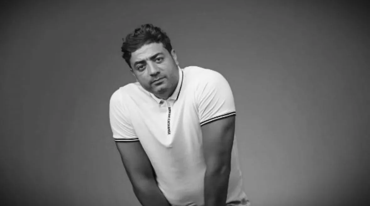 الملحن محمد كرارة يتوفي في عيد الأضحى.. تفاصيل موعد ومكان الجنازة الملحن محمد كرارة يتوفي في عيد الأضحى.. تفاصيل موعد ومكان الجنازة