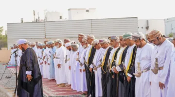 محافظ جنوب الباطنة يشارك في صلاة عيد الأضحى المبارك في ولاية المصنعة