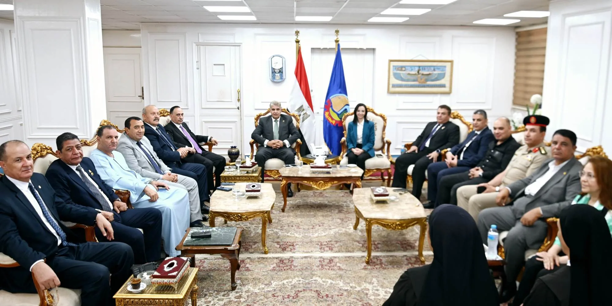 محافظ البحيرة يستقبل المهنئين بمناسبة عيد الأضحى المبارك