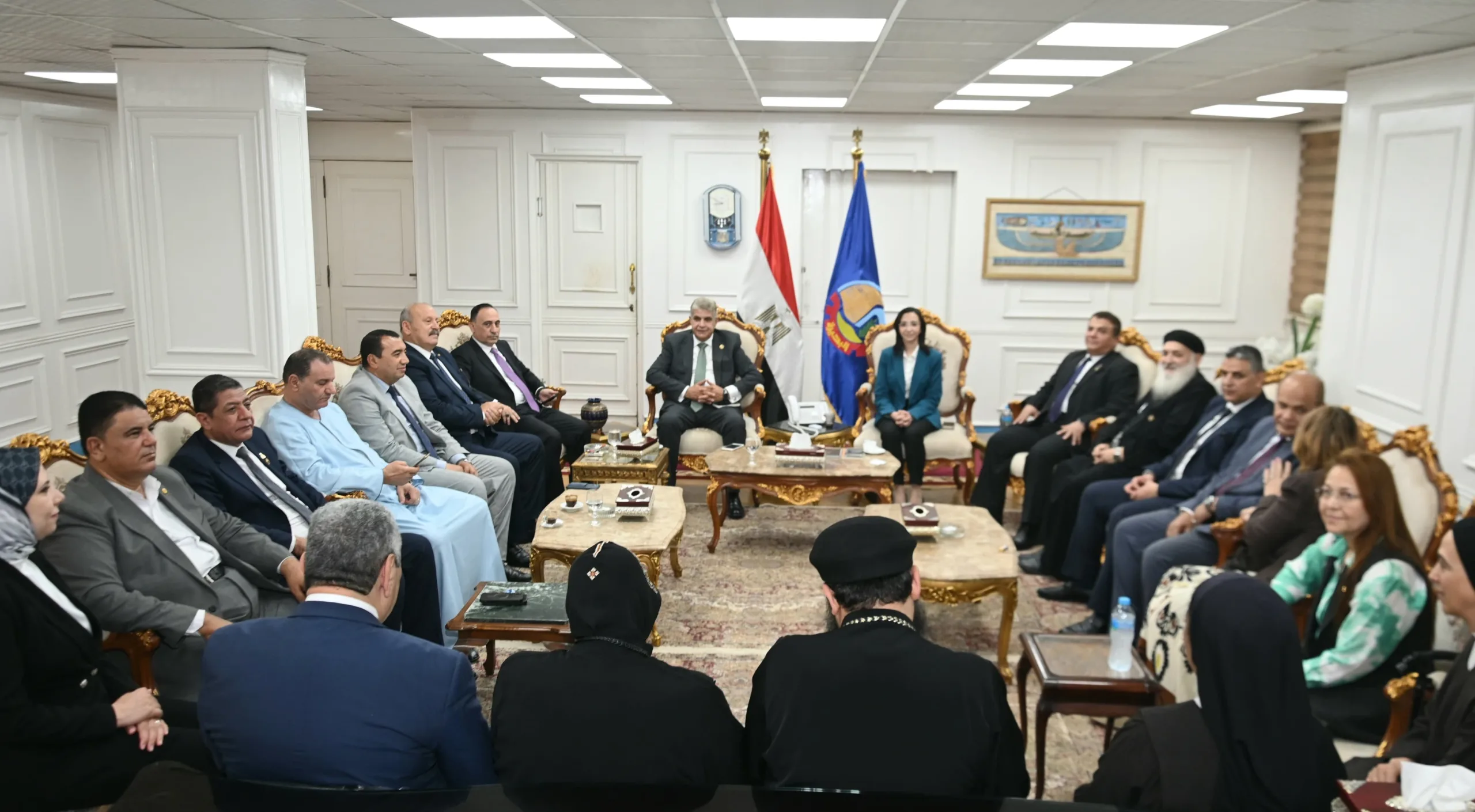 تعزيز العلاقات.. محافظ البحيرة يستقبل المهنئين بعيد الأضحى تعزيز العلاقات.. محافظ البحيرة يستقبل المهنئين بعيد الأضحى