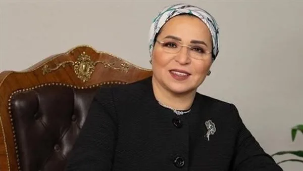 السيدة انتصار السيسي تهنئ الشعب المصري والدول العربية والإسلامية بمناسبة عيد الأضحى المبارك