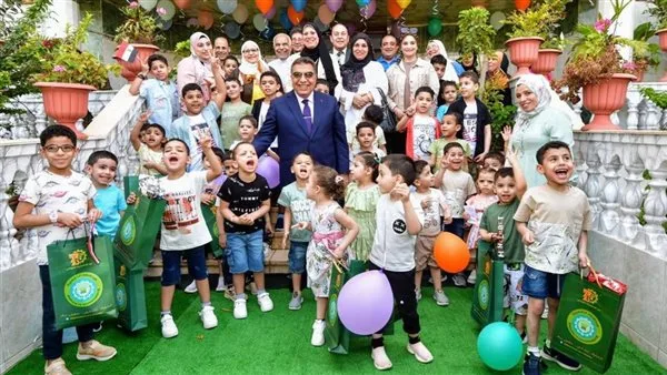 محافظ الدقهلية يقوم بزيارة مركز للأيتام ومستشفى التأمين الصحي في سندوب محافظ الدقهلية يقوم بزيارة مركز للأيتام ومستشفى التأمين الصحي في سندوب