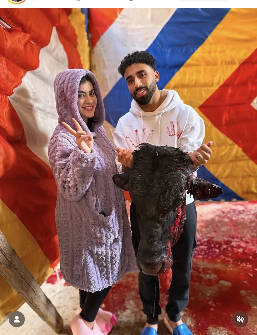 زوجة مروان عطية تثير الانتباه بصورة بجانبه مع خروف العيد زوجة مروان عطية تثير الانتباه بصورة بجانبه مع خروف العيد