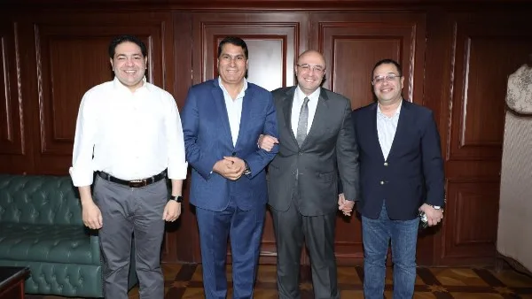 محافظ بني سويف يستقبل التهاني بمناسبة عيد الأضحى من الأحزاب والبرلمانيين والمسؤولين التنفيذيين محافظ بني سويف يستقبل التهاني بمناسبة عيد الأضحى من الأحزاب والبرلمانيين والمسؤولين التنفيذيين