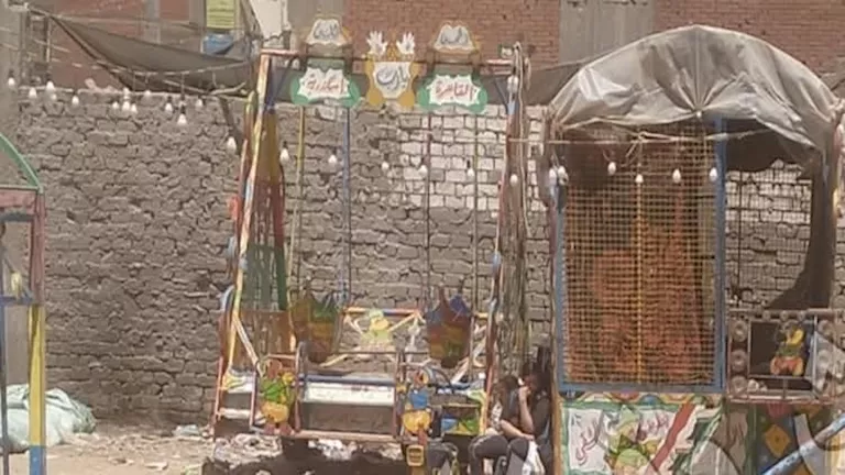 إصابة ثلاثة أطفال نتيجة انهيار أرجوحة أثناء احتفالات العيد في طنطا إصابة ثلاثة أطفال نتيجة انهيار أرجوحة أثناء احتفالات العيد في طنطا