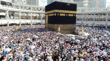 حجاج العراق ينجزون رمي جمرة العقبة الكبرى