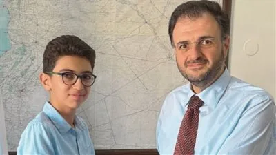 خطوة فريدة من نوعها.. وزير الاتصالات السوري يعين طفلاً كمتحدث رسمي للوزارة خطوة فريدة من نوعها.. وزير الاتصالات السوري يعين طفلاً كمتحدث رسمي للوزارة