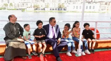جولة محافظ الدقهلية بالعبّارة النهرية خلال أول أيام تشغيلها في العيد: التفاصيل