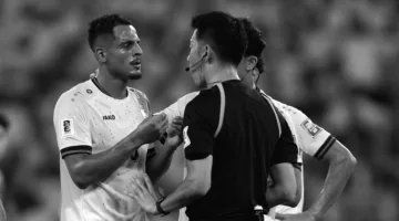 الحمادي يتحدث عن طرده أمام كوريا الجنوبية: سنحتفل معًا بالتأهل لكأس العالم