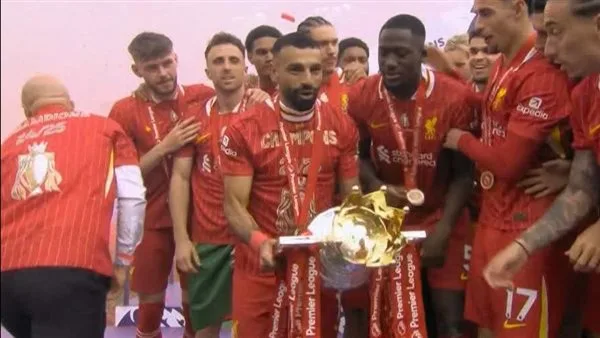 هدية من FC 100″ لمحمد صلاح ووجه تحذير من أشرف حكيمي هدية من FC 100″ لمحمد صلاح ووجه تحذير من أشرف حكيمي