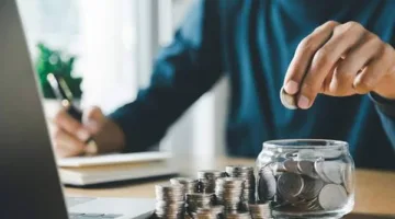 هل يمكن تحديث اسم مالك حساب التوفير عند نقل ملكية الحساب؟
