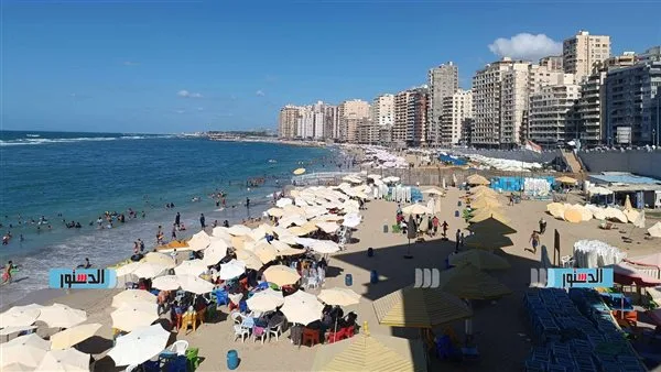 في اليوم الأول من عيد الأضحى.. فرحة المواطنين على شواطئ العجمي في اليوم الأول من عيد الأضحى.. فرحة المواطنين على شواطئ العجمي
