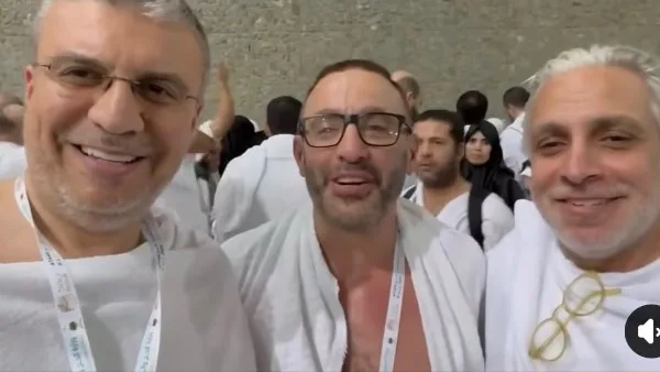 عمرو الليثي يشارك في مناسك الحج مع أحمد السقا وطارق مخلوف عمرو الليثي يشارك في مناسك الحج مع أحمد السقا وطارق مخلوف