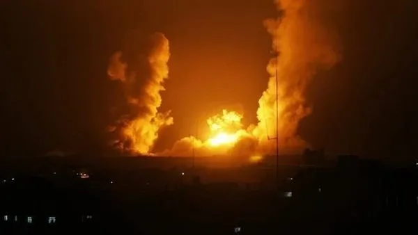 عاجل.. مقتل العديد جراء قصف مكثف على مخيمات النازحين في خان يونس عاجل.. مقتل العديد جراء قصف مكثف على مخيمات النازحين في خان يونس