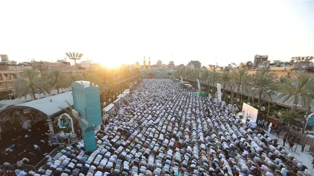 عروض من صلاة العيد في الحرمين الشريفين بكربلاء (صور) عروض من صلاة العيد في الحرمين الشريفين بكربلاء (صور)