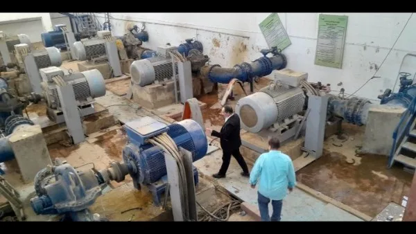 جولات لمراقبة سير العمل في محطات مياه أسوان خلال أيام عيد الأضحى جولات لمراقبة سير العمل في محطات مياه أسوان خلال أيام عيد الأضحى