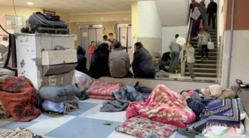 “صحة غزة”: توقف مجمع ناصر الطبي ينذر بكارثة إنسانية محتملة