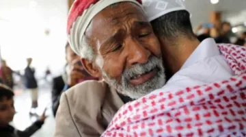 بمناسبة عيد الأضحى، جماعة “أنصار الله” تعلن عن جاهزيتها لإجراء صفقة تبادل مع الحكومة اليمنية تشمل كافة الأسرى ودون أي شروط.