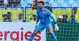 محمد الشناوي يفاجئ بيراميدز ويتسبب في صدمة للزمالك بتصريح مثير