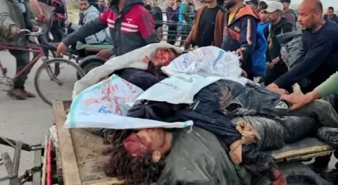 مجزرة في اليوم الثاني من عيد الأضحى: 22 شهيدًا، بينهم نساء وأطفال، جراء غارات وتفجيرات منازل وخيام في مناطق متفرقة من قطاع غزة مجزرة في اليوم الثاني من عيد الأضحى: 22 شهيدًا، بينهم نساء وأطفال، جراء غارات وتفجيرات منازل وخيام في مناطق متفرقة من قطاع غزة