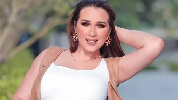 أسما شريف منير تُحتفل بزفافها.. صور جديدة أسما شريف منير تُحتفل بزفافها.. صور جديدة